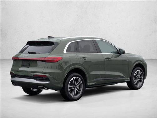 2025 Audi Q5 Premium Plus TFSI quattro S tronic