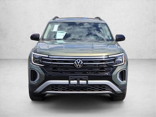 avocado green pearl 2026 Volkswagen Atlas Peak Edition