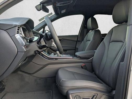 2026 Audi Q7 55 Premium Plus