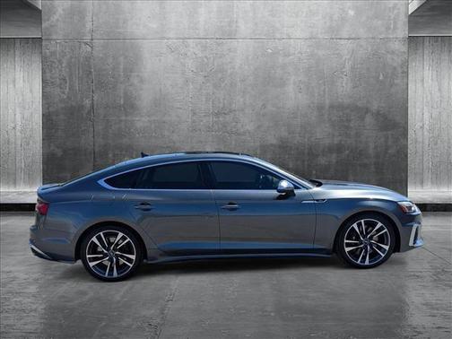 2022 Audi S5 Premium Plus TFSI quattro Tiptronic