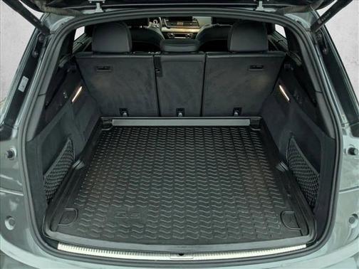 2022 Audi Q5 55 S line Prestige