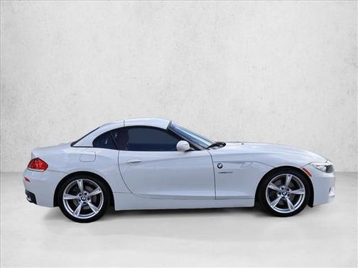 Alpine White 2011 BMW Z4 sDrive35i