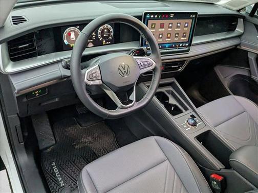 2026 Volkswagen Tiguan 2.0T SE 4MOTION