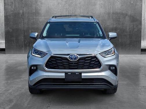 2024 Toyota Highlander Hybrid Limited
