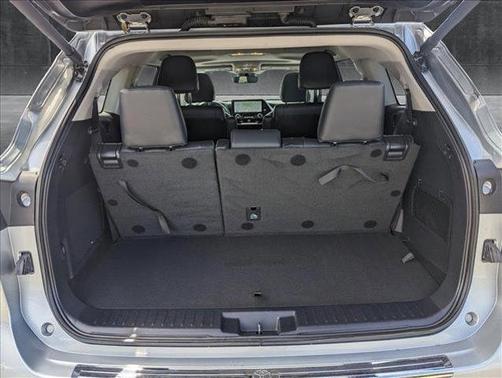 2024 Toyota Highlander Hybrid Limited