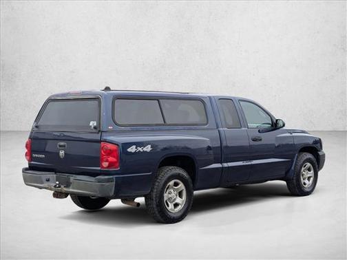 2005 Dodge Dakota ST Club Cab