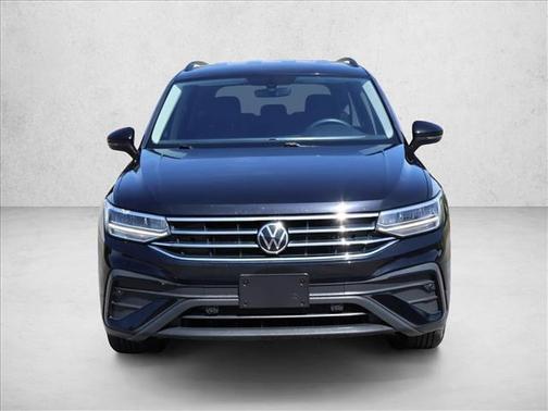 Deep Black Pearl 2023 Volkswagen Tiguan 2.0T S