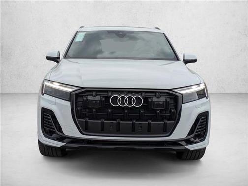 Glacier White Metallic 2026 Audi Q7 55 Premium Plus