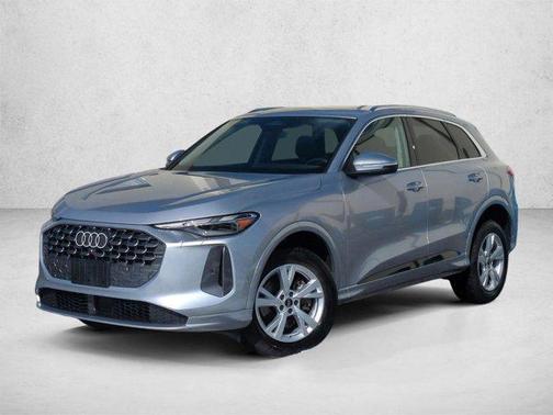 Florett Silver Metallic 2025 Audi Q5 Premium TFSI quattro S tronic