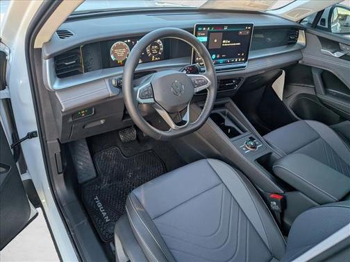 2026 Volkswagen Tiguan 2.0T SE 4MOTION