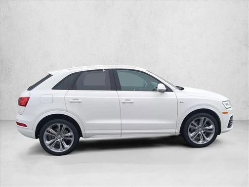 Cortina White 2018 Audi Q3 2.0T Premium Plus