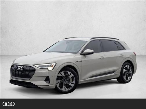 2021 Audi e-tron Premium