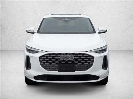 2025 Audi Q5 Premium TFSI quattro S tronic