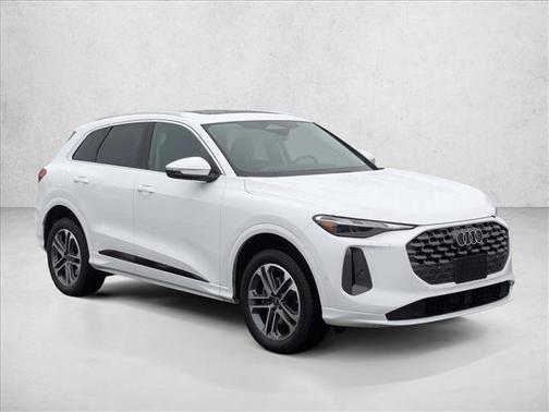 2025 Audi Q5 Premium TFSI quattro S tronic