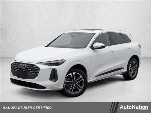 Arkona White 2025 Audi Q5 Premium TFSI quattro S tronic