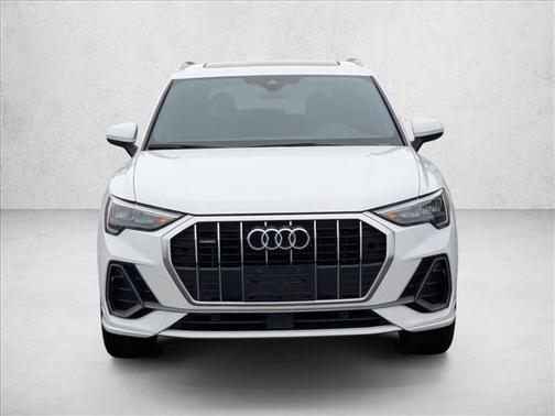 2022 Audi Q3 45 S line Premium