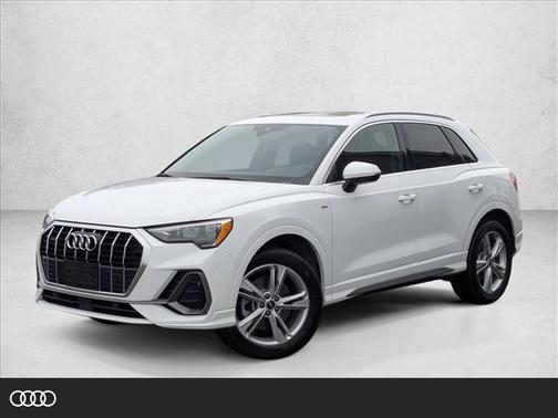 2022 Audi Q3 45 S line Premium
