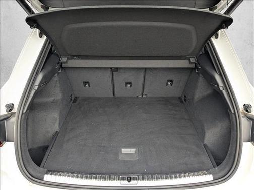 2022 Audi Q3 45 S line Premium