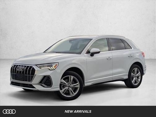 2023 Audi Q3 Premium 45 TFSI S line quattro Tiptronic