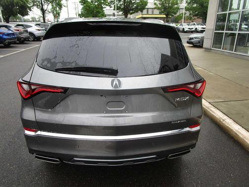 Liquid Carbon Metallic 2026 Acura MDX Advance Package