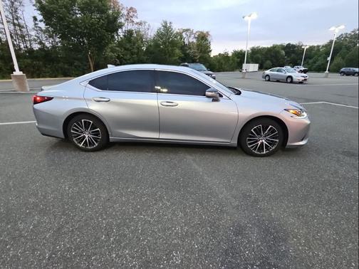 Iridium 2025 Lexus ES 350 Base