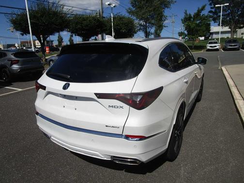 Platinum White Pearl 2026 Acura MDX Advance Package
