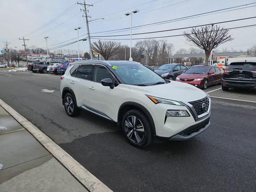 2021 Nissan Rogue SL