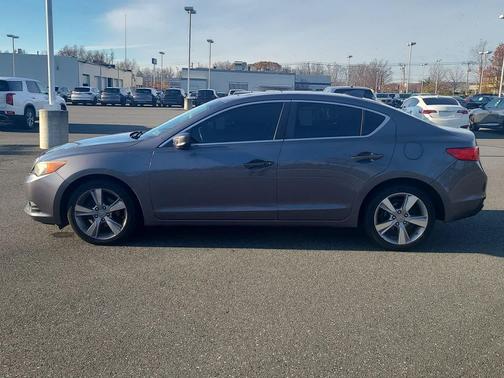 2015 Acura ILX 2.0L w/Premium Package