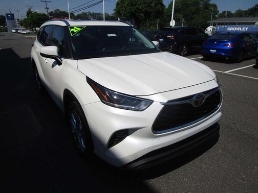 Blizzard Pearl 2021 Toyota Highlander Limited