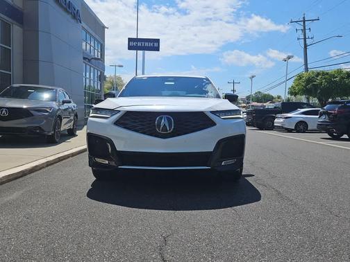 Platinum White Pearl 2026 Acura MDX A-SPEC