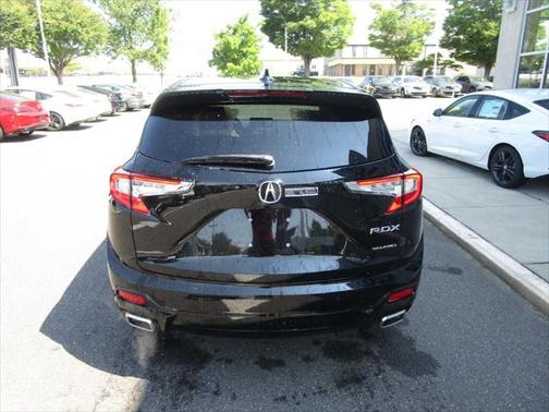 2025 Acura RDX Advance Package