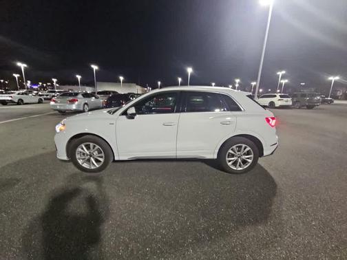 2022 Audi Q3 45 S line Premium Plus