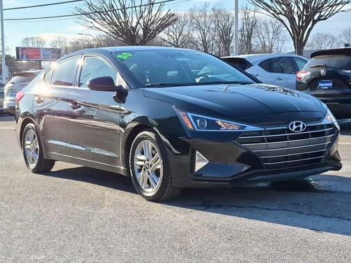 2020 Hyundai ELANTRA SEL