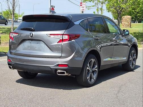 Liquid Carbon Metallic 2026 Acura RDX Technology Package