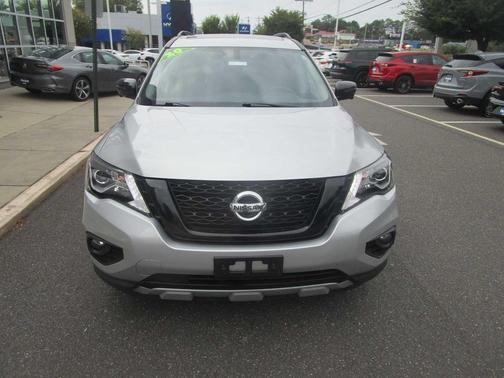 2020 Nissan Pathfinder SL 4WD