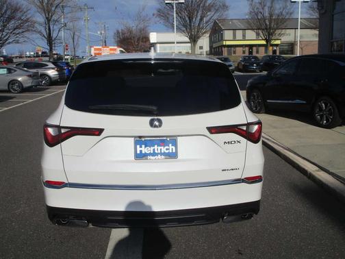 2023 Acura MDX Standard