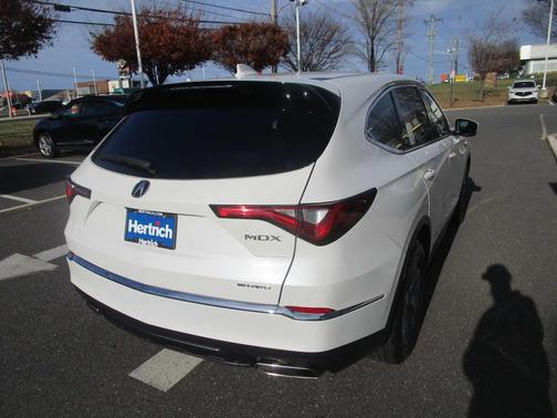 2023 Acura MDX Standard