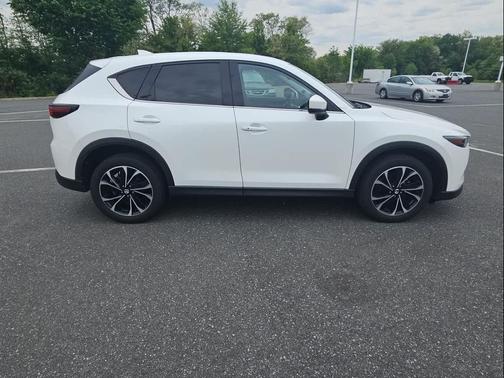 Snowflake White Pearl Mica 2022 Mazda CX-5 2.5 S