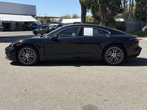2022 Porsche Taycan 4S