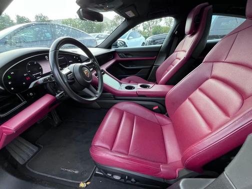 2022 Porsche Taycan 4S