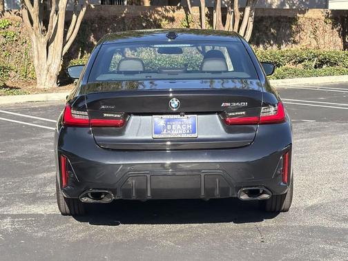 2023 BMW M340 i xDrive