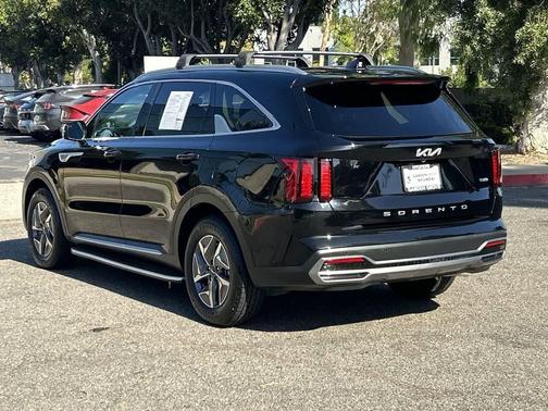 2022 Kia Sorento Hybrid EX