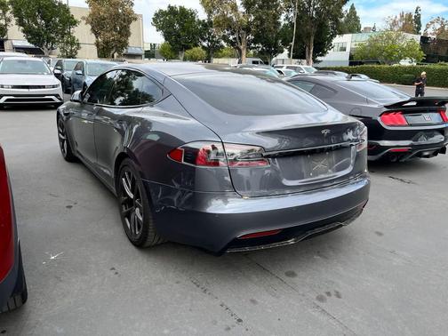 2021 Tesla Model S Long Range