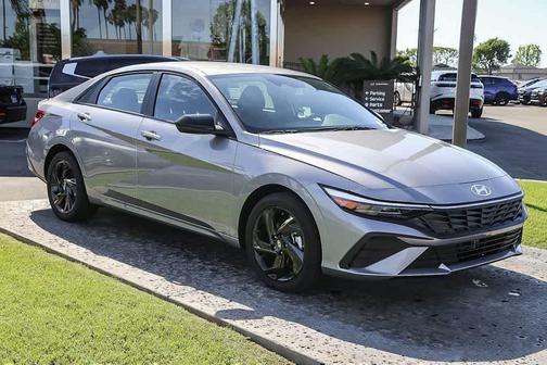 Fluid Metal 2026 Hyundai ELANTRA HEV SEL Sport