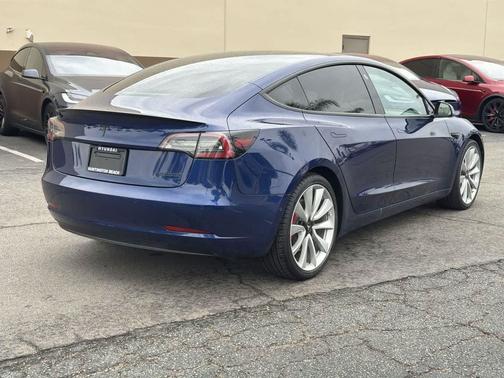 2019 Tesla Model 3 Performance