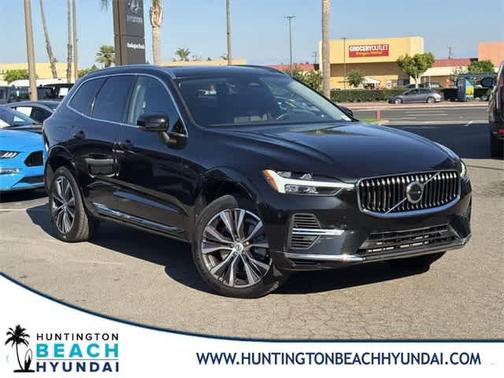 2022 Volvo XC60 Recharge Plug-In Hybrid T8 Inscription Expression