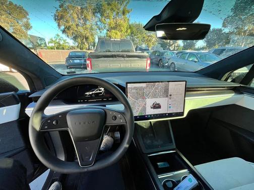2022 Tesla Model X Plaid Tri Motor All-Wheel Drive