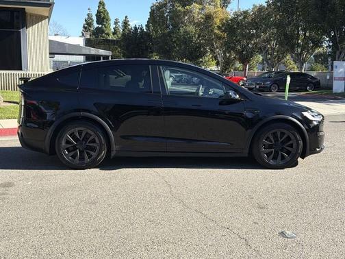 2022 Tesla Model X Plaid Tri Motor All-Wheel Drive