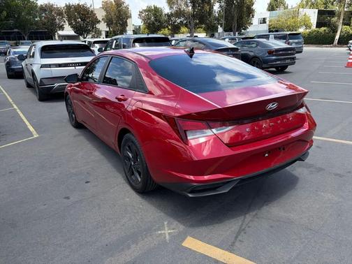 Scarlet Red Pearl 2022 Hyundai ELANTRA SEL