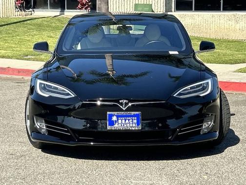 2020 Tesla Model S Long Range Plus